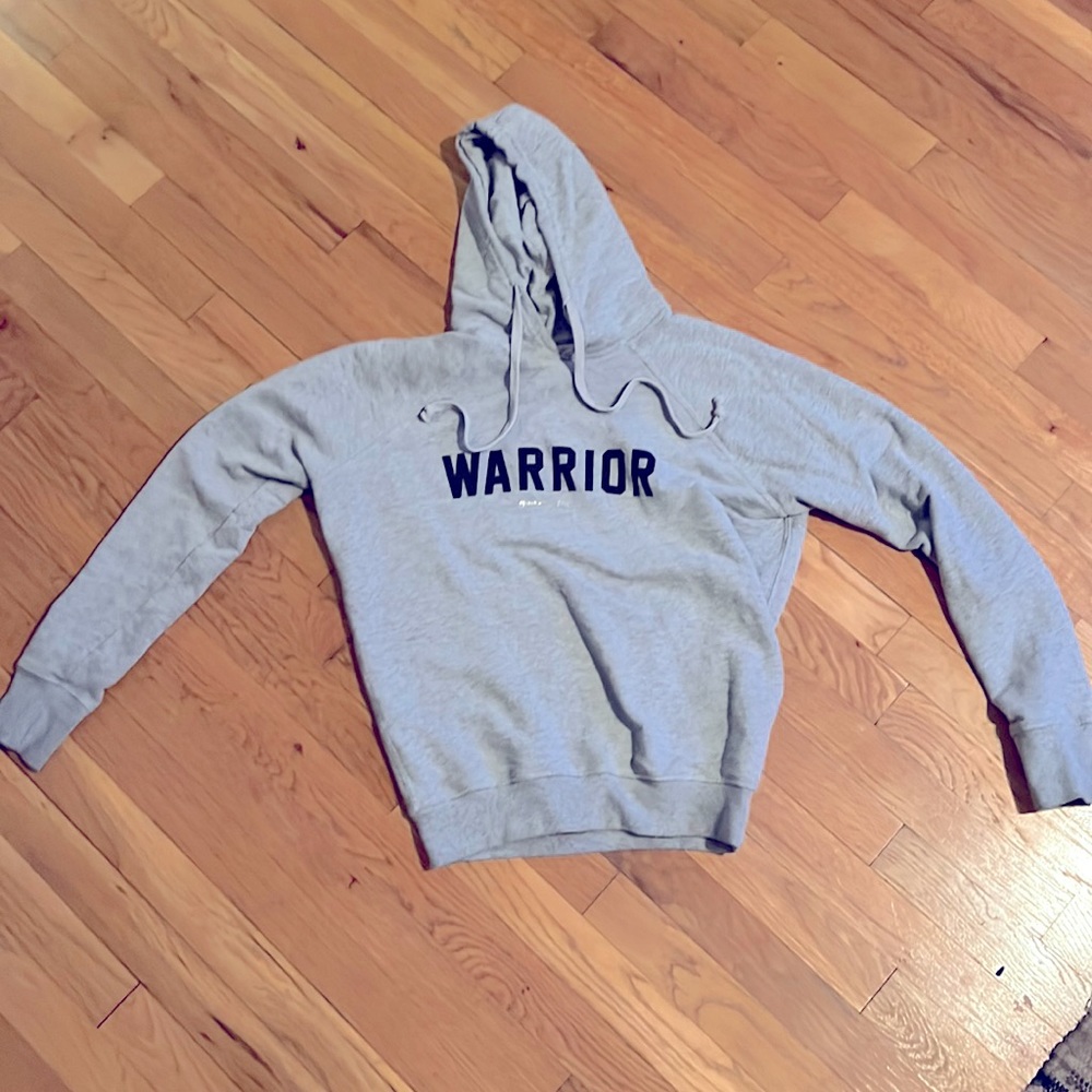 Like new w/o tags. Lightweight Warrior sweatshirt